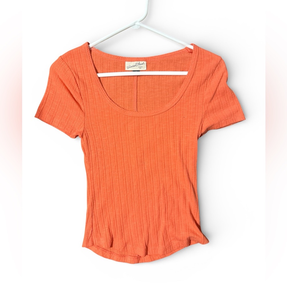 Universal Thread Women's Coral Ribbed Tee